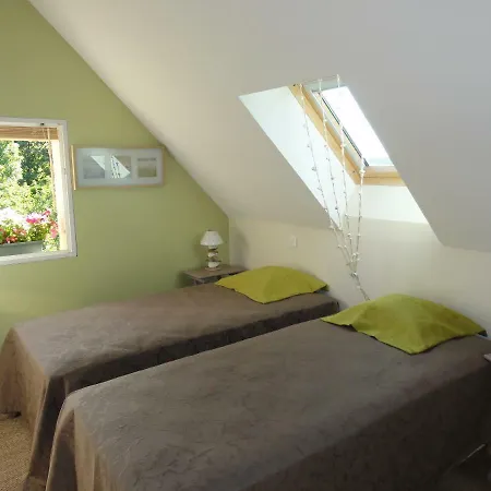 Entre Seine Et Jardin Bed & Breakfast