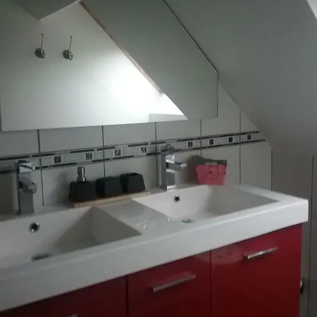 Entre Seine Et Jardin Bed & Breakfast